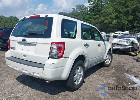 2012 Ford Escape Xls z USA, uszkodzony, nr VIN 1FMCU0C78CKA98340